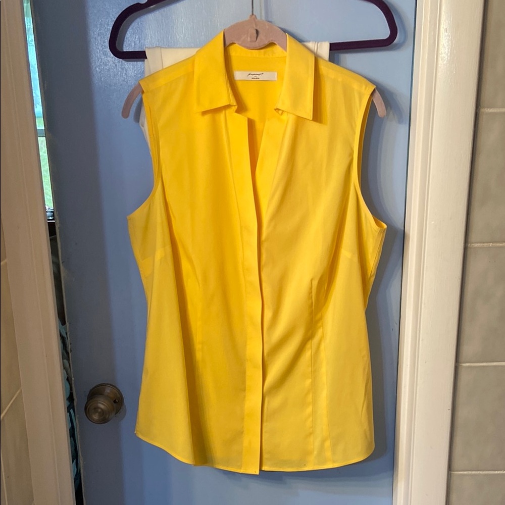 Foxcroft Yellow Sleeveless Notched Collar Button Down